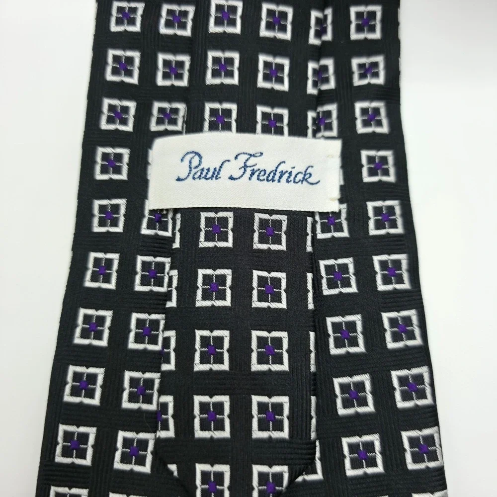 Paul Fredrick Italian Silk Necktie Black Silver Purple Geometric Pattern‎ 57x4